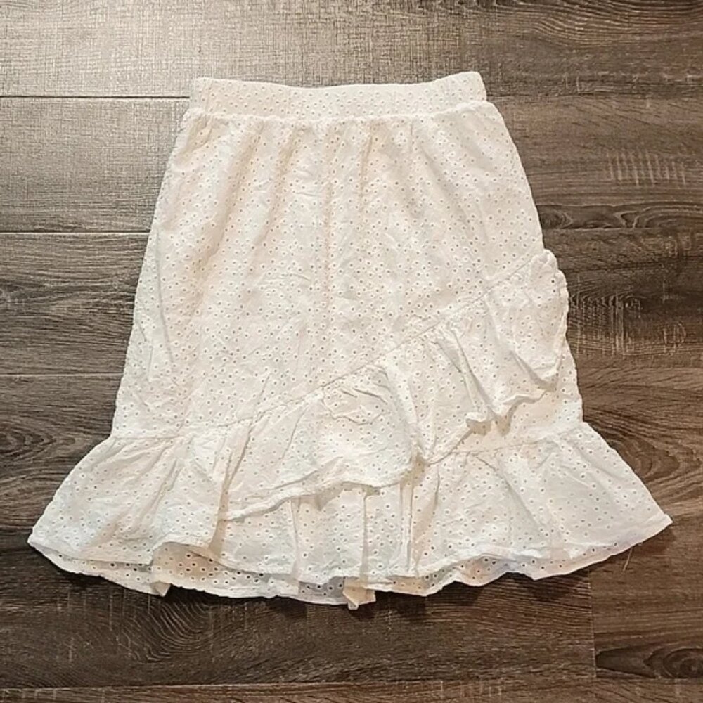 ⛅️ Nanette Lepore eyelet Midi Skirt⛅️